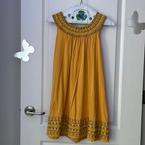 This brand is twenty-one and the color is a mustard yellow.